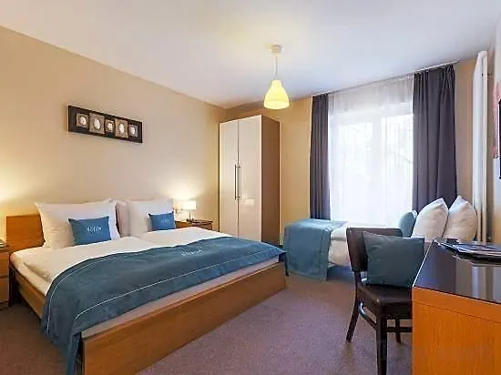 Holstenwall Neustadt 3*