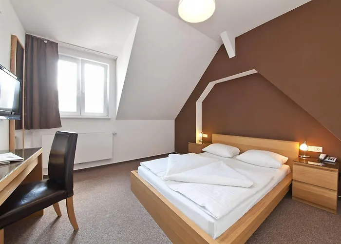 Holstenwall Neustadt 3*