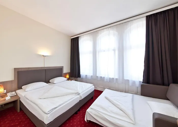 Hotel Holstenwall Neustadt 3*